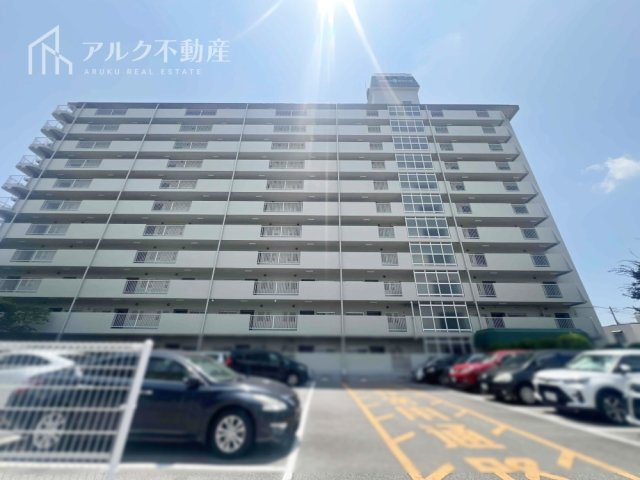 SRC造地上11階建て