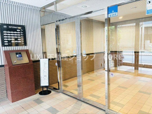 お子様・奥様も安心のオートロックのマンションです。防犯面も充実したマンション。