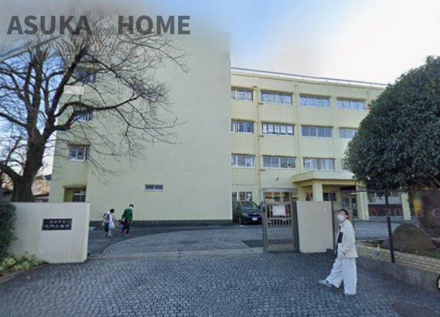 横浜市立大門小学校が徒歩10分になります。