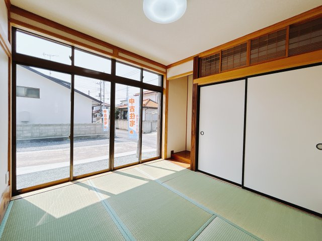 ■和室｜和室を書斎にしたり、冬にはコタツを敷いて家族みんなで年越しをするのもいいですね。家族みんなのお気に入りの空間になります♪