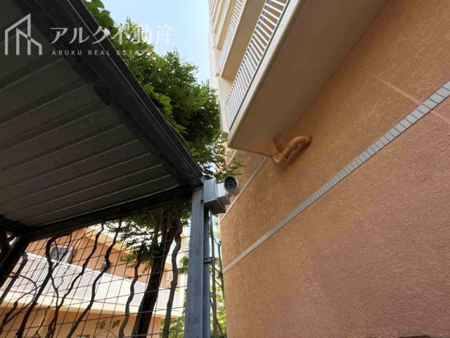 監視カメラ