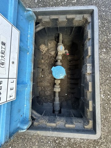 上水道メーターボックス等の屋外設備も整備されています。