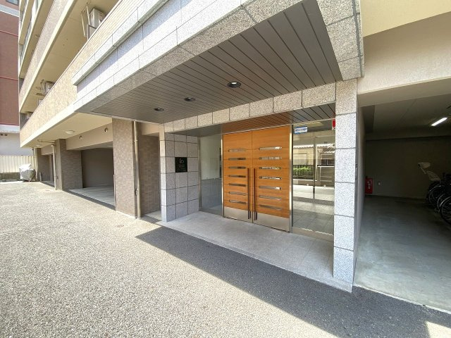 エントランス外