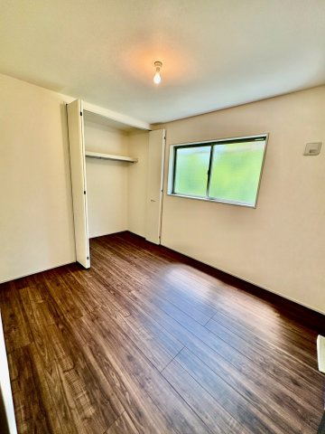 収納付きで、お部屋がすっきり片付きます。
