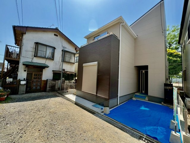 南東道路に面し陽当り良好！全居室に収納がある3LDK・WIC・ロフト付き！キッチン・洗面・浴室がまとまった水回り動線で、家事の移動もスムーズです！