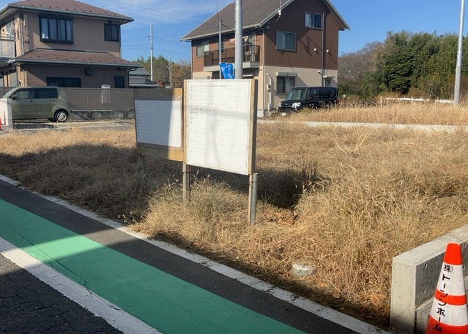 家を建てる前提で土地を探している場合、地盤の丈夫さは譲れない条件の一つです。地盤が脆弱だと追加工事が必要となります。また、過去に地盤沈下や液状化現象を起こした土地は、できるだけ避けた方がいいでしょう。