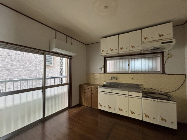 大きなキッチンでお料理も捗ります♪