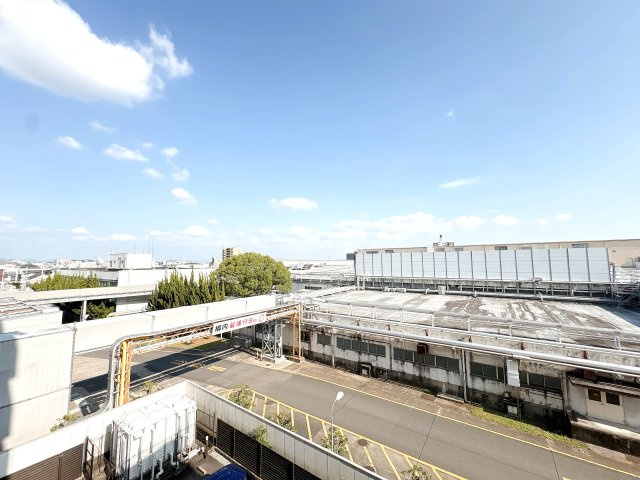 バルコニーからの眺望になります♪