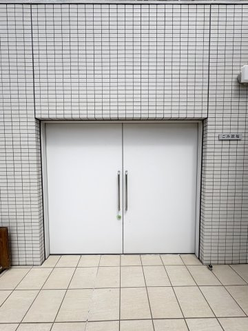 ゴミ捨て場