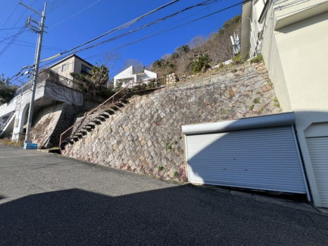 前面道路幅員は約5ｍです！