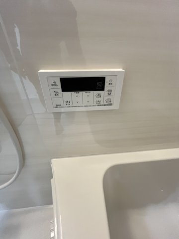 帰宅時間の異なるご家族に便利な追い焚き機能付です。