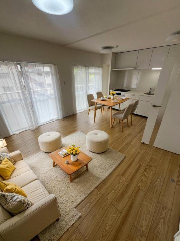 本画像はCGで作成しており、実際に現地に家具は置かれておりません。また、価格に家具は含まれておりません。