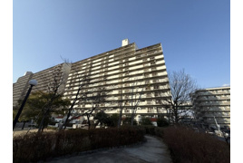 パークシティ鳥見A棟の外観