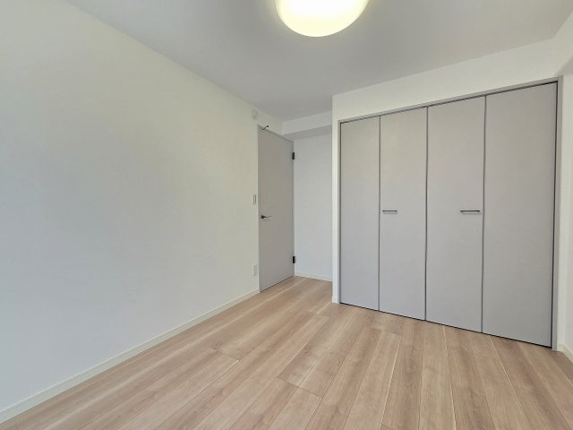 各居室収納あり、お部屋がスッキリ片付きます。