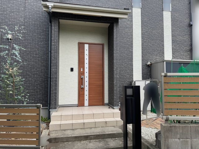 土地約177.90？（約53.81坪）のゆとりある敷地です。