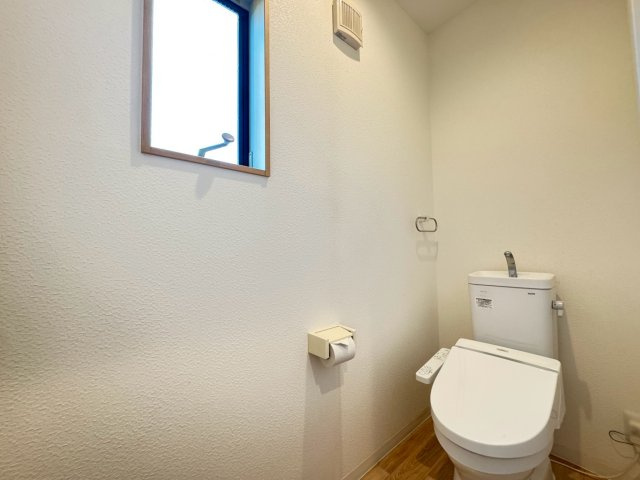 トイレは2ヶ所設置されています。