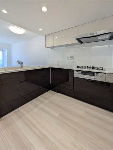 L型の使いやすいキッチンです