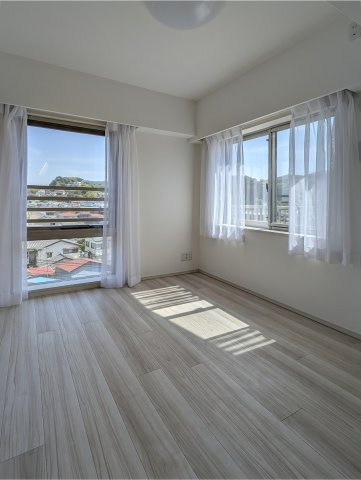 角部屋ゆえにどのお部屋も2面採光です