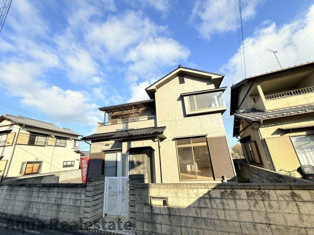 前面道路含む現地写真です