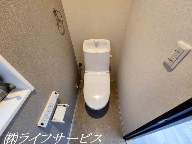 1階温水洗浄便座付トイレ新調
