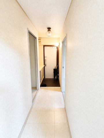 シンプルで使いやすい玄関です