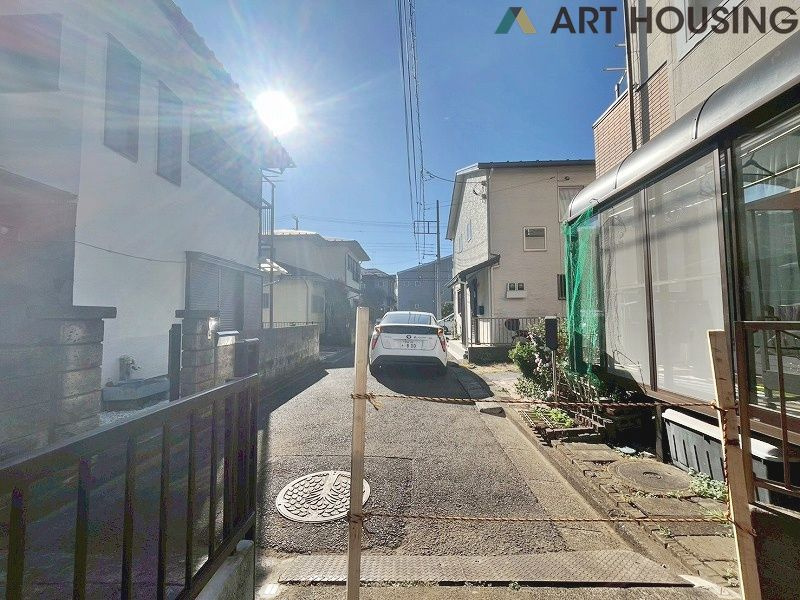 南西道路に面し陽当たり良好！