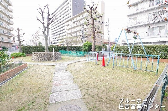 敷地内広場がございます！