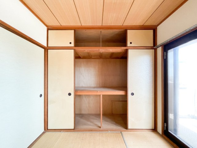 和室の収納となっております。