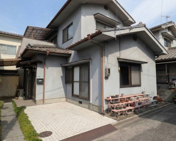 外観：334000239076