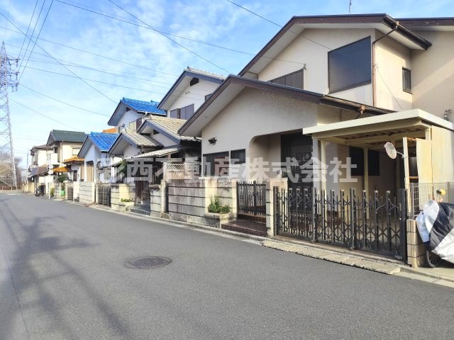 落ち着いた住環境、建築条件なし♪