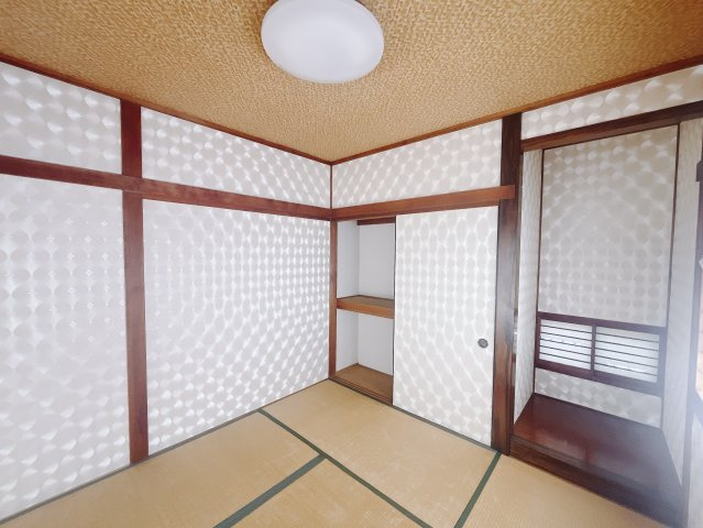 ■1階和室｜和室でしか味わえない畳ならではの香りや素材で和のやすらぎを感じてください♪休日はお子様とお昼寝するのにも最適です！