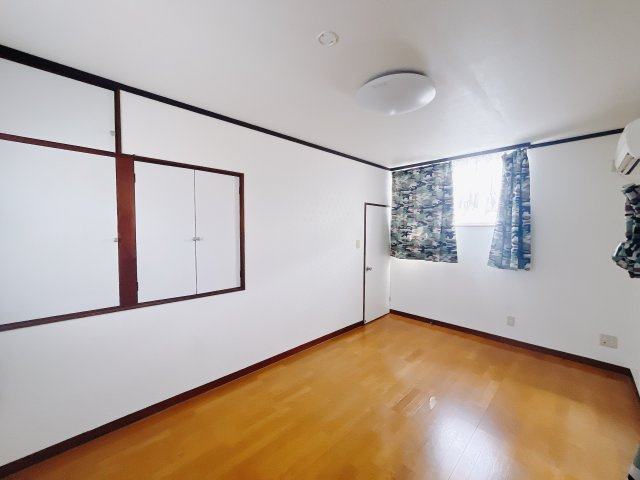 ■2階洋室｜子供部屋のメリットは「自立心を養うことができる」「自分で整理整頓できるようになる」そして、お子様が成長した際には「プライバシーを確保できる」といい事だらけ♪