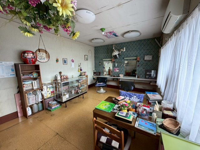 元床屋ならではのレトロ空間！自分好みにDIYを楽しめます。