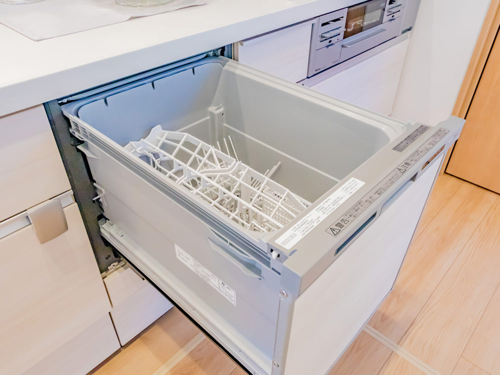 食器も調理器具もたっぷりセットできて食後の後片付けもラクラクです。