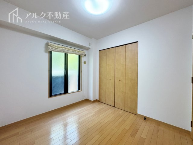 東側納戸約4.5帖