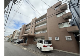 ハイツ白金の外観