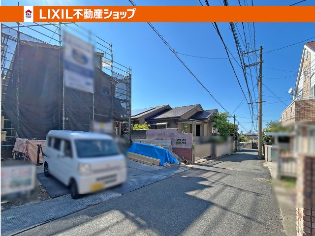 1号棟の土地面積は、約48.48坪、建物面積は、約34.06坪です。