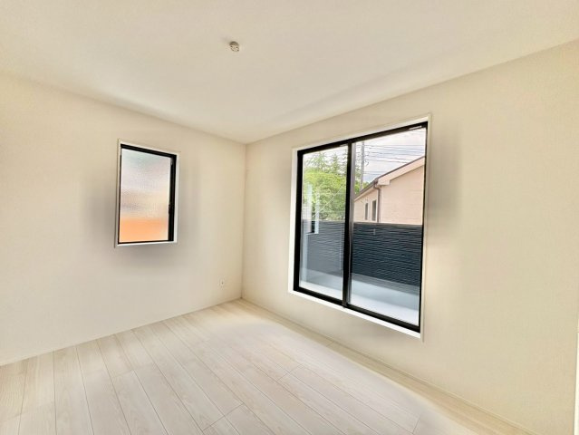 洋室6帖・収納付きで、お部屋がすっきり片付きます。