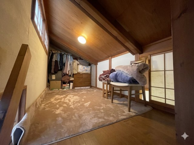 中はこのようになっています
