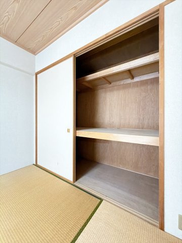 和室収納になります♪