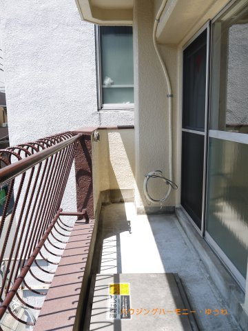 【リーフハイツ徳栄のバルコニー】