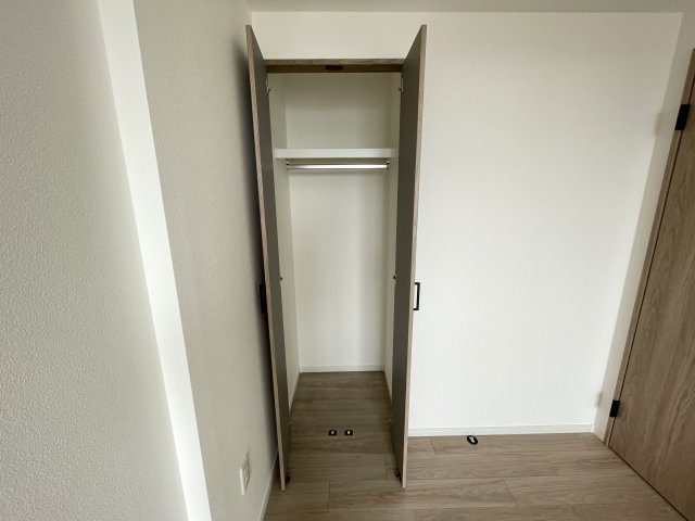 各居室に収納がついており、家族で使い分けしやすくなっています。　