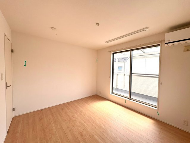 洋室7帖・WIC付き！