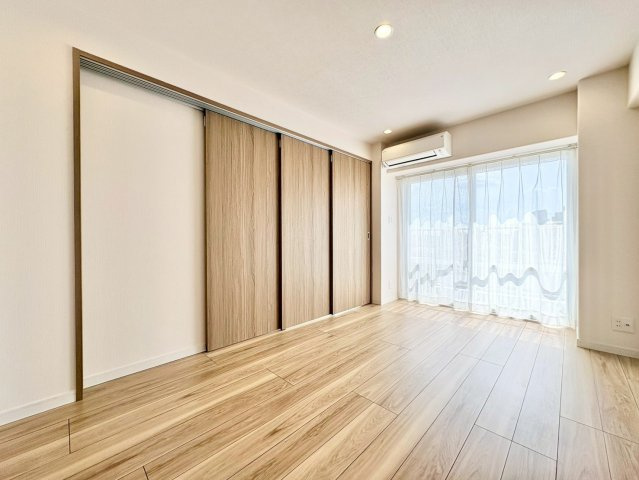 洋室6.5帖・収納付きで、お部屋がすっきり片付きます
