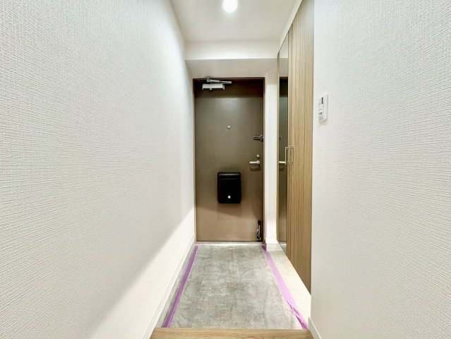 収納の確保された住空間で、生活感を抑えてすっきりとした印象に。