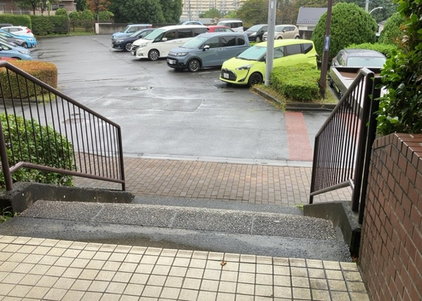 【パークサイド南大沢のロビー】