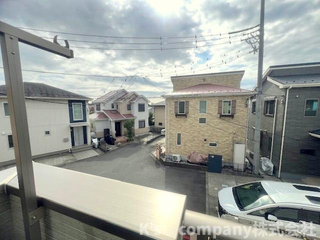 バルコニーからの眺望♪全面道路は開発道路で静かで住環境良好です◇