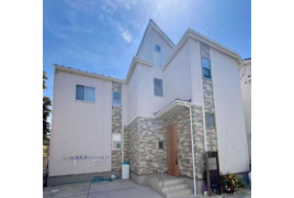 習志野市新栄２丁目　中古戸建の外観