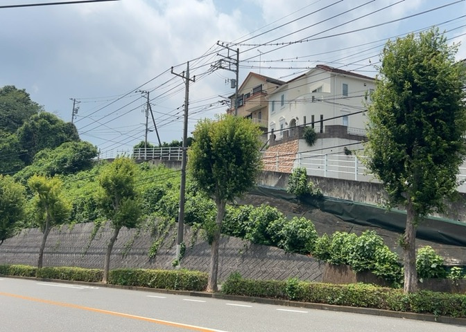 田園風景が味わえる土地に住みたい！海や山の見える自然豊かな土地に住みたい！などご要望に併せて当社営業がご提案させて頂きます。当社が抱えている数ある物件の中からお客様が納得する1件を一緒に探しましょう！