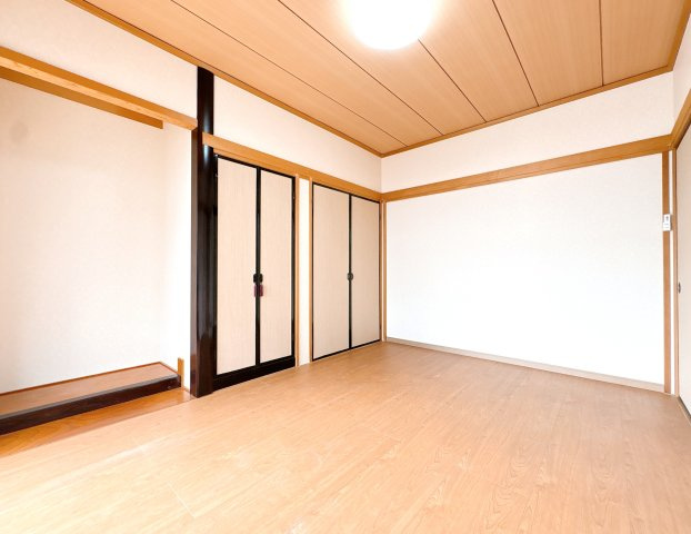 1Ｆ南西洋室の別角度になります♪